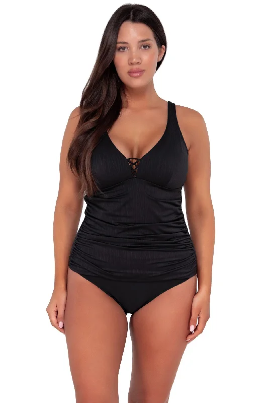 Sunsets Escape Black Seagrass Texture Emerson Tankini Top