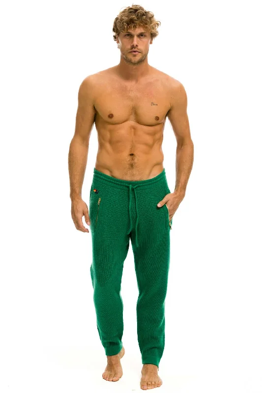 MEN'S VINTAGE CABIN CASHMERE SWEATER PANT - AMAZON